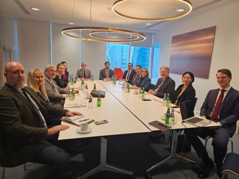 d6002eb2-2bfc-48c0-9fb7-e7214a77c813